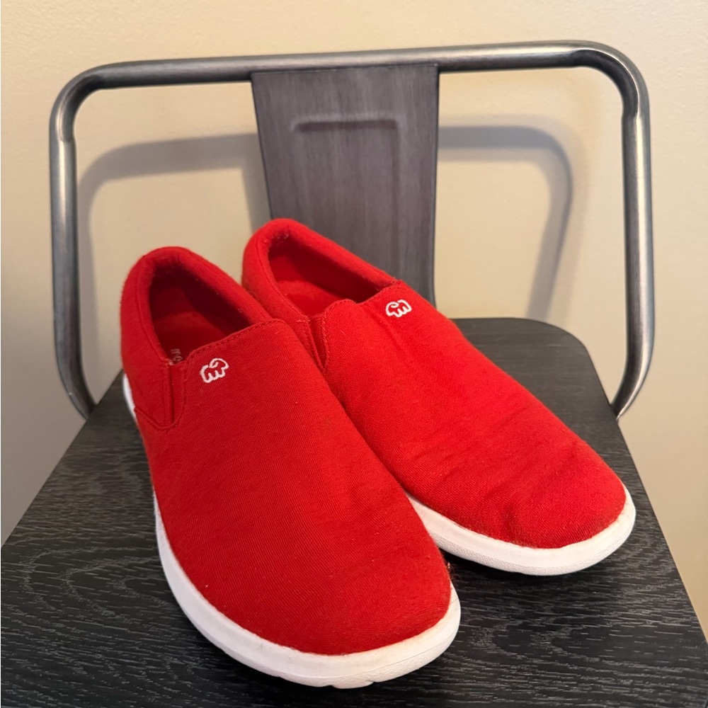 Merinos Red Merino Wool Slip On Shoes Women’s 9 Australian Wool